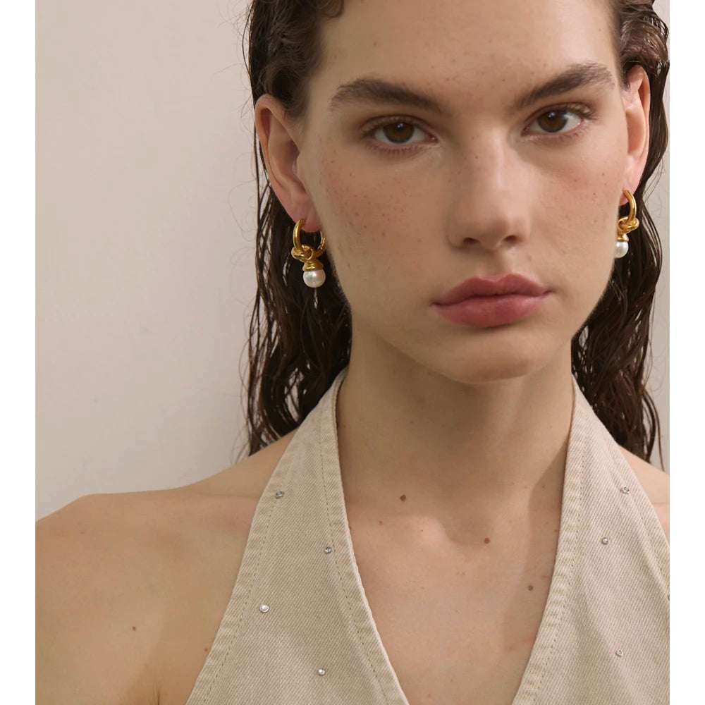 Yhpup clássico de aço inoxidável com pérolas simuladas, brincos de argola geométricos para todas as ocasiões, chique, versátil, joias douradas diárias