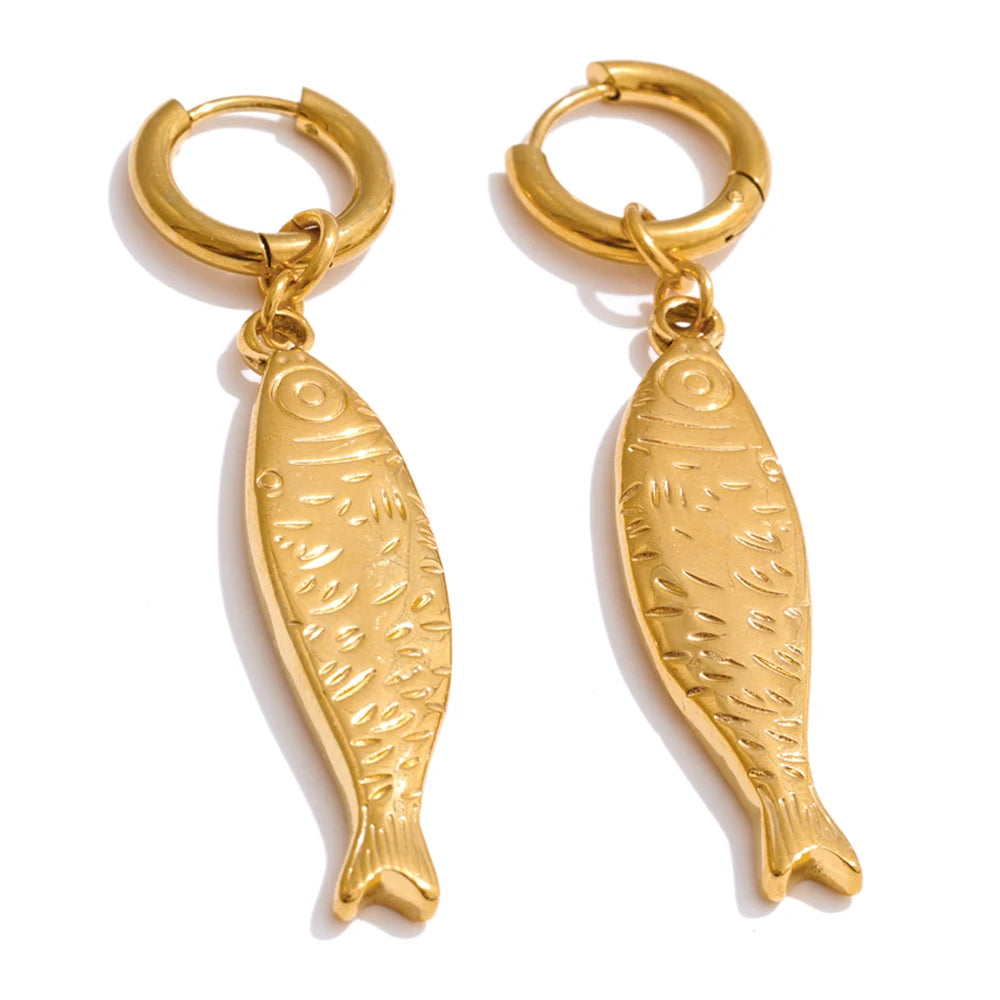 Zalzani: Colar e Brincos Dourados com Pingente de Peixe