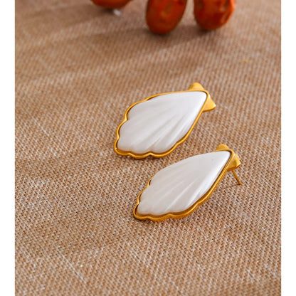 Brincos de Aço Inoxidável Yhpup com Imitação de Pérola em Formato de Concha, Brincos de Declaração de Moda, Joias Banhadas a Ouro PVD