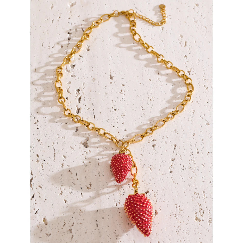 Yhpup à prova dwaterproof água doce vermelho lovey morango encantos pingente colar para mulheres de aço inoxidável recém chegados tendência jóias 2025