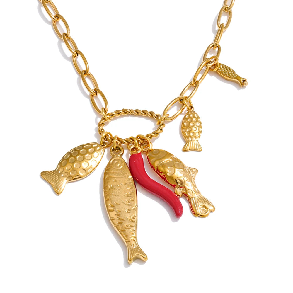 Colar Pingente Pimenta e Peixe Banhado a Ouro 18K | Zalzani