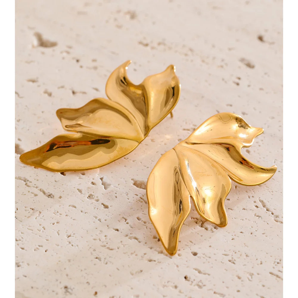 Yhpup Brincos de flor de metal de aço inoxidável à prova d'água 18K banhado a PVD dourado joias da Europa da moda