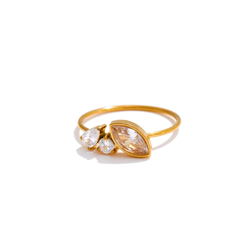 Anel Delicado com Zircônia Cúbica Banhado a Ouro 18K | Zalzani