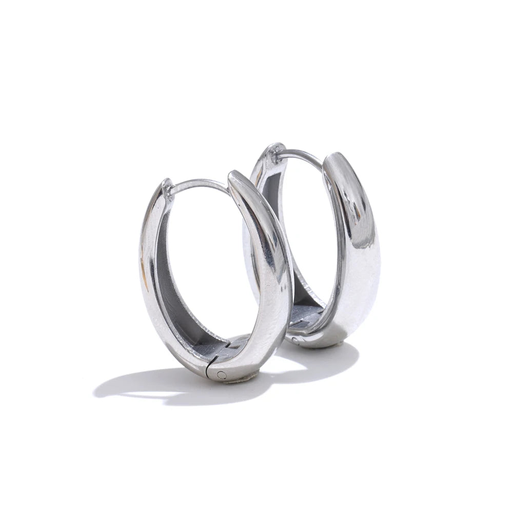 Brincos de Argola Geométricos Banhados a Ouro 18K | Zalzani