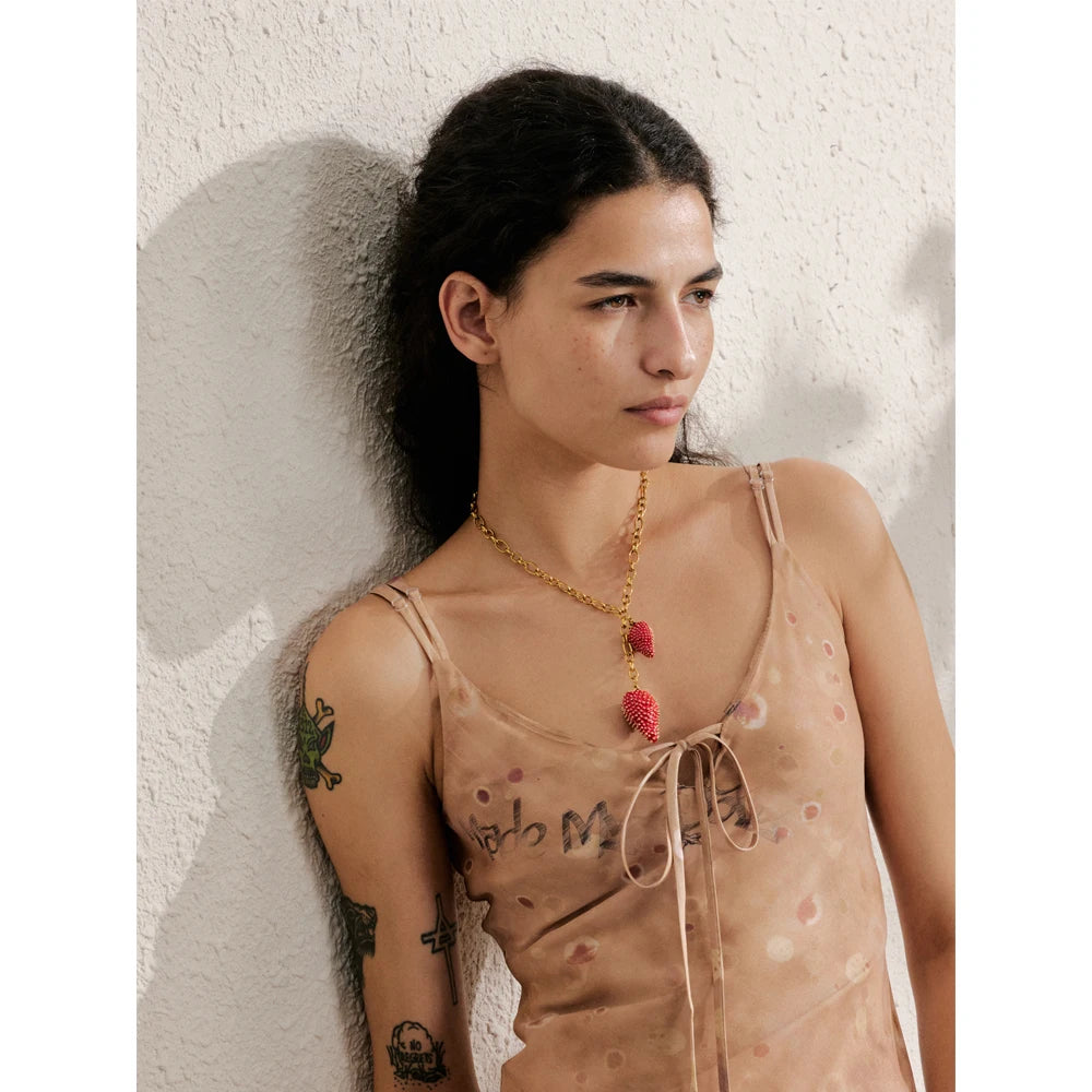 Yhpup à prova dwaterproof água doce vermelho lovey morango encantos pingente colar para mulheres de aço inoxidável recém chegados tendência jóias 2025