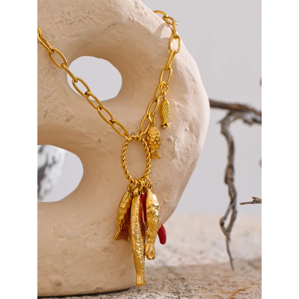 Yhpup 2025 colar com pingente de pimenta de peixe de aço inoxidável para mulheres venda quente 18K banhado a ouro elegante exclusivo estilo oceano joias