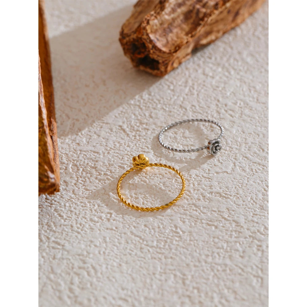 Yhpup 678 # Popular aço inoxidável metal fundido pequena flor anel à prova dwaterproof água moda dedo jóias 18k pvd banhado atacado