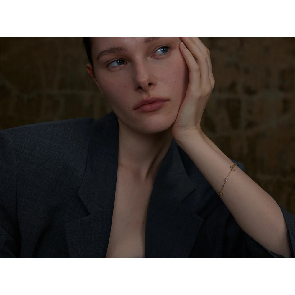 Yhpup delicado zircônia cúbica flor corrente fina pulseira de aço inoxidável à prova de ferrugem escritório senhoras chique jóias novo presente