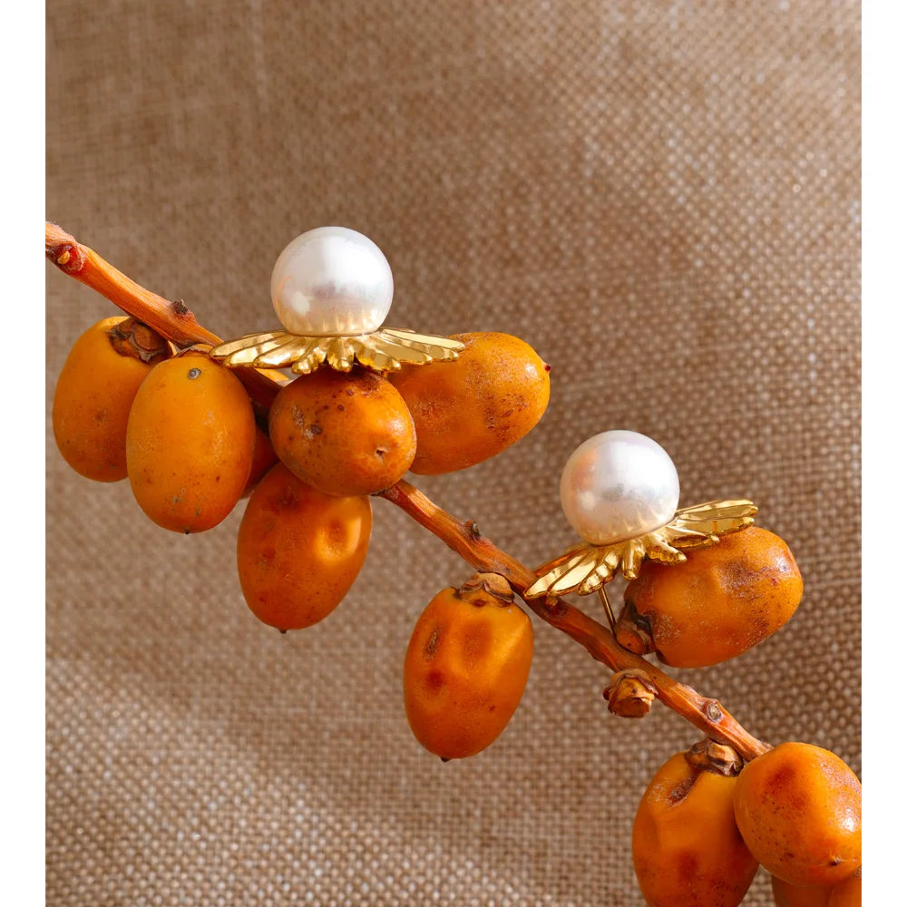 Brincos de Flor com Pérolas Simuladas em Aço Inoxidável Yhpup para Mulheres, Estilo Coreano, Uso Diário, Joias Vintage, Resistentes a Manchas